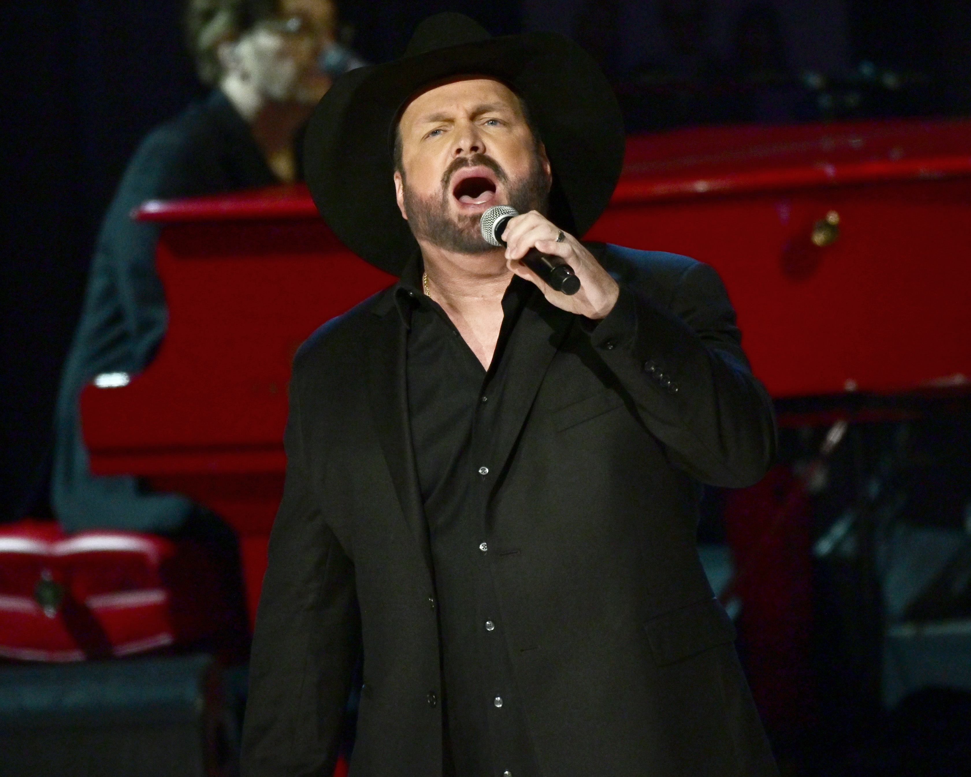 WASHINGTON, DC - MARCH 20: Singer-songwriter and past Gershwin Prize recipient Garth Brooks performs at the 2024 Library of Congress Gershwin Prize for Popular Song on March 20, 2024 at DAR Constitution Hall in Washington, DC.  (Photo by Shannon Finney/Getty Images)