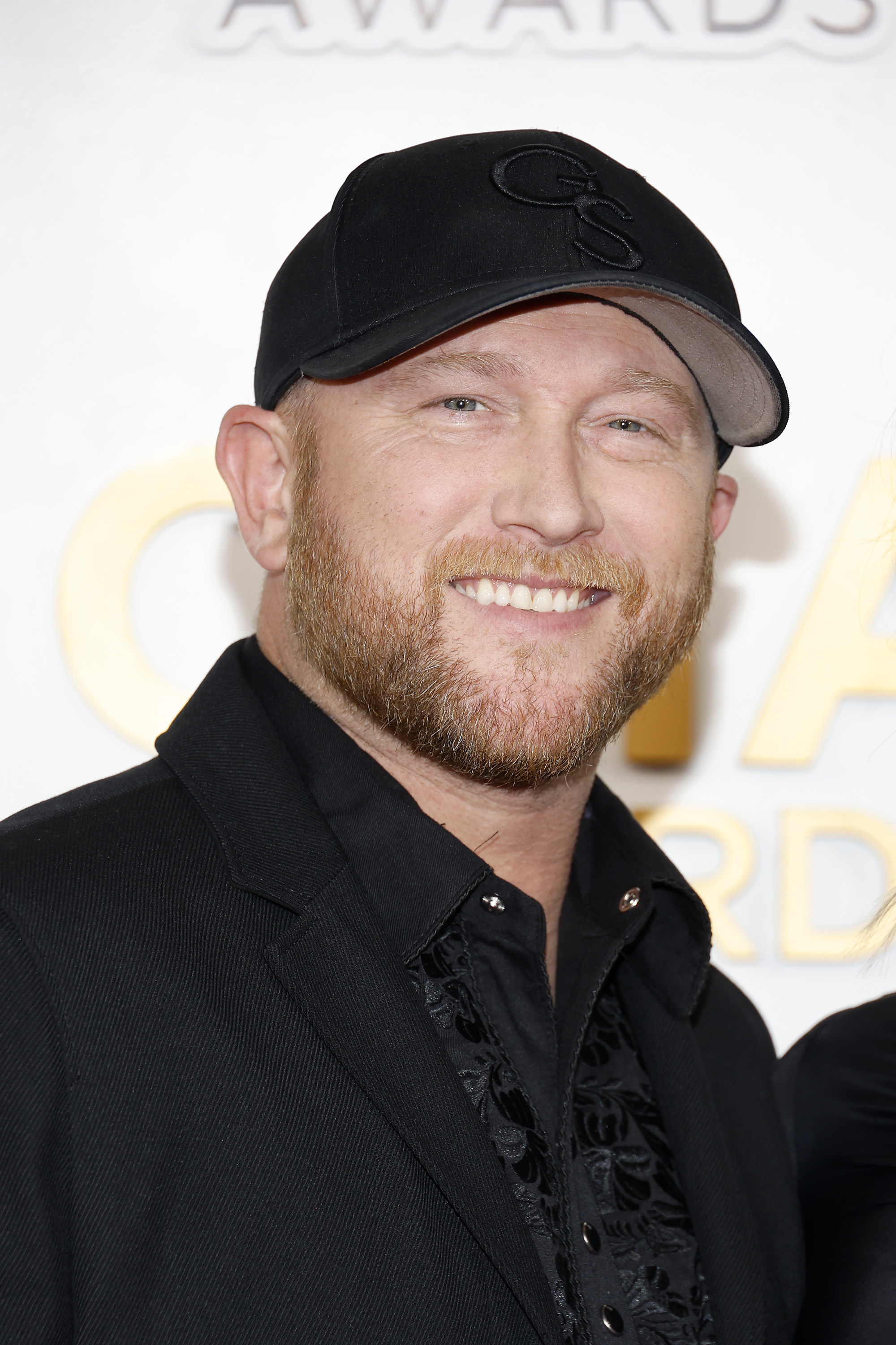 NASHVILLE, TENNESSEE - NOVEMBER 08: EDITORIAL USE ONLY Cole Swindell attends the 57th Annual CMA Awards at Bridgestone Arena on November 08, 2023 in Nashville, Tennessee. (Photo by Jason Kempin/Getty Images)