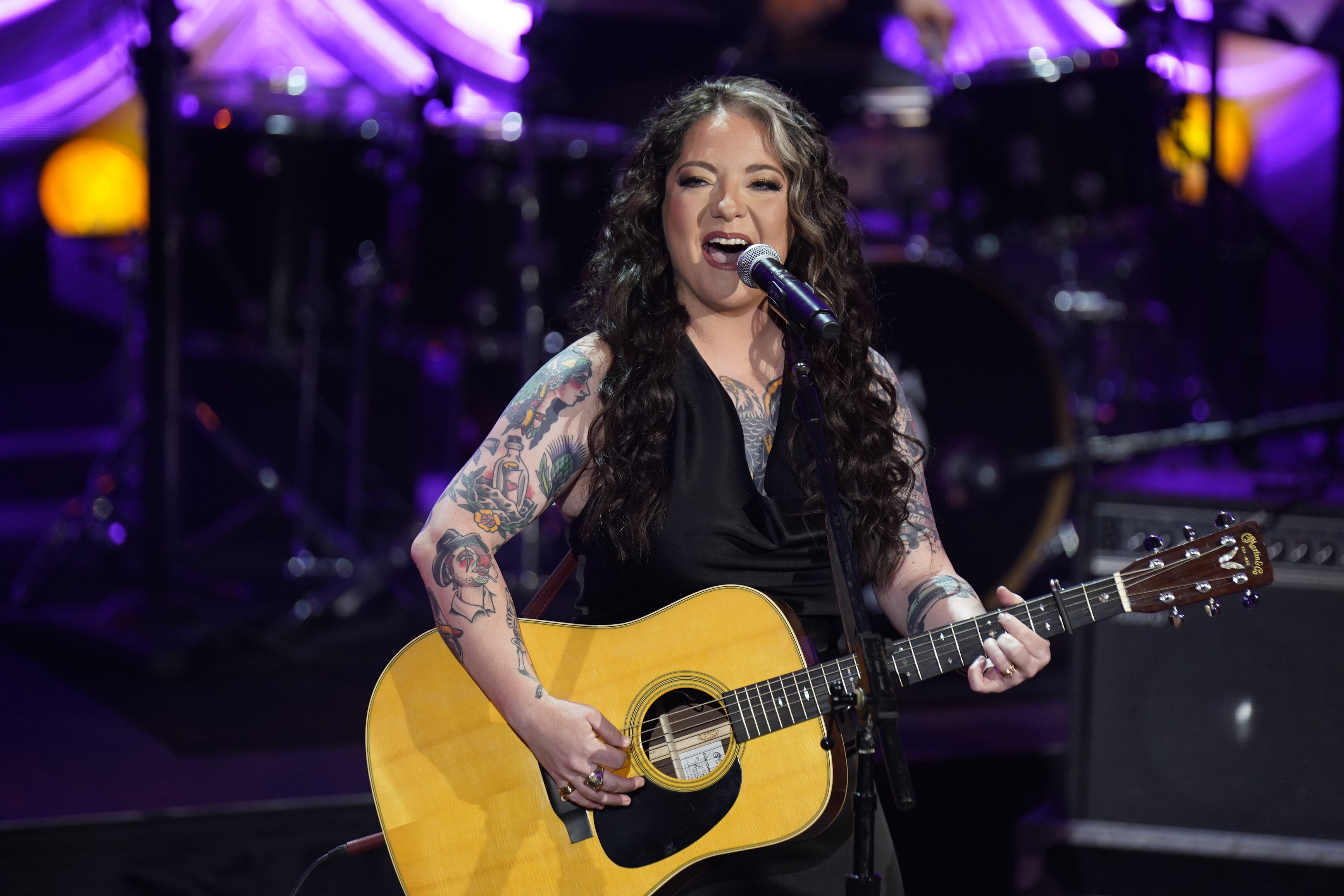 NASHVILLE, TENNESSEE - MAY 15: Ashley McBryde performs onstage during Naomi Judd: