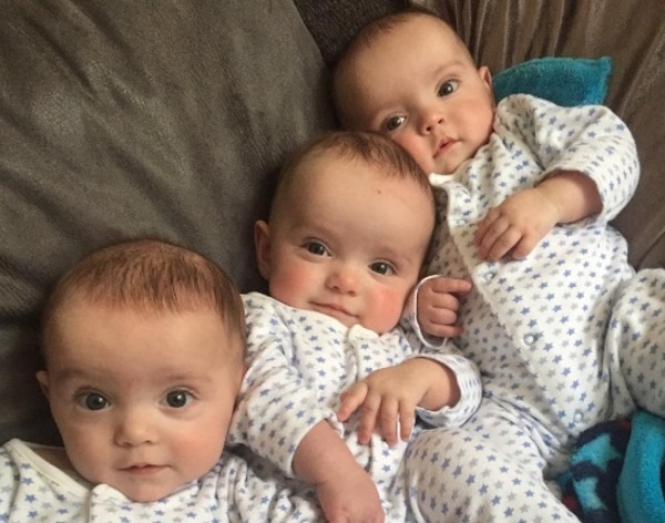 40 Trillizos Idénticos 15