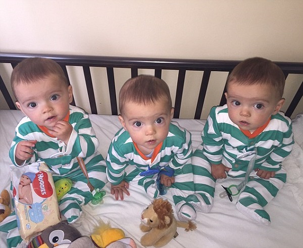 40 Trillizos Idénticos 4