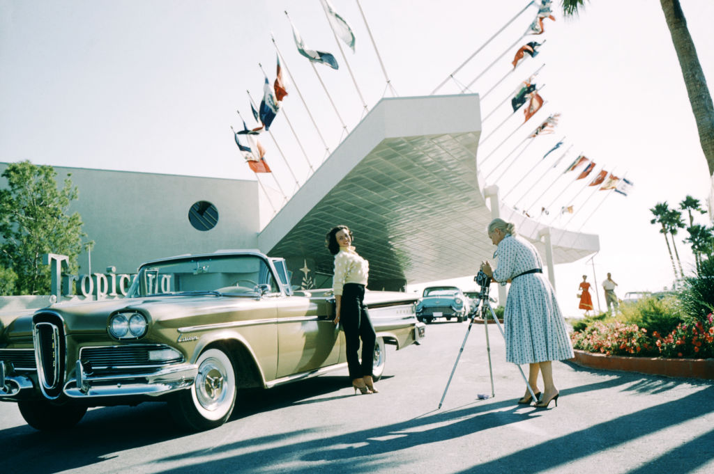vintage vegas 16