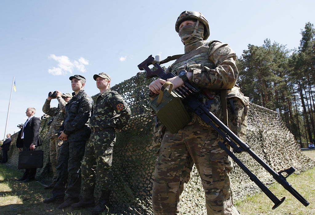 soldier gun