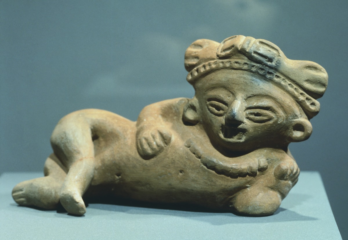 Semidistesa figure, terracotta mold, height 16cm, width 4,5cm, length 9cm.