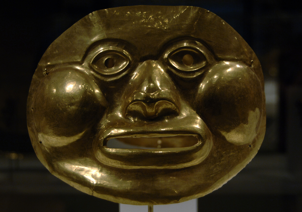 Pre-Columbian Art, Colombia, Calima (LLama) culture, Gold funerary mask, 5thÐ1st century BCE, Metropolitan Museum of Art, New York, United States.