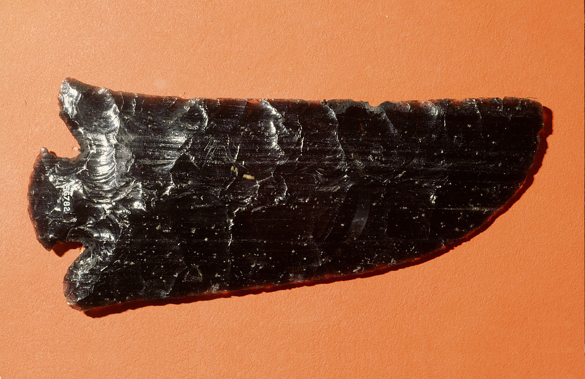 Obsidian knife, one of the weapons the Maya would use
