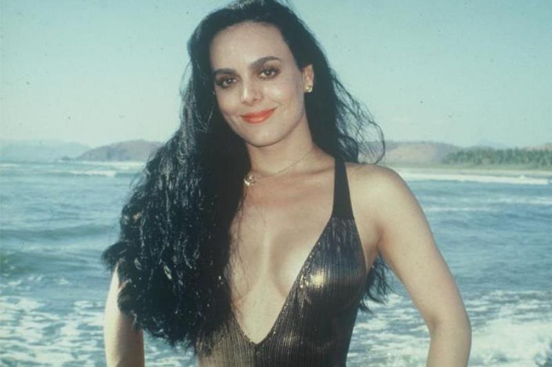 maribel-guardia-playa-joven