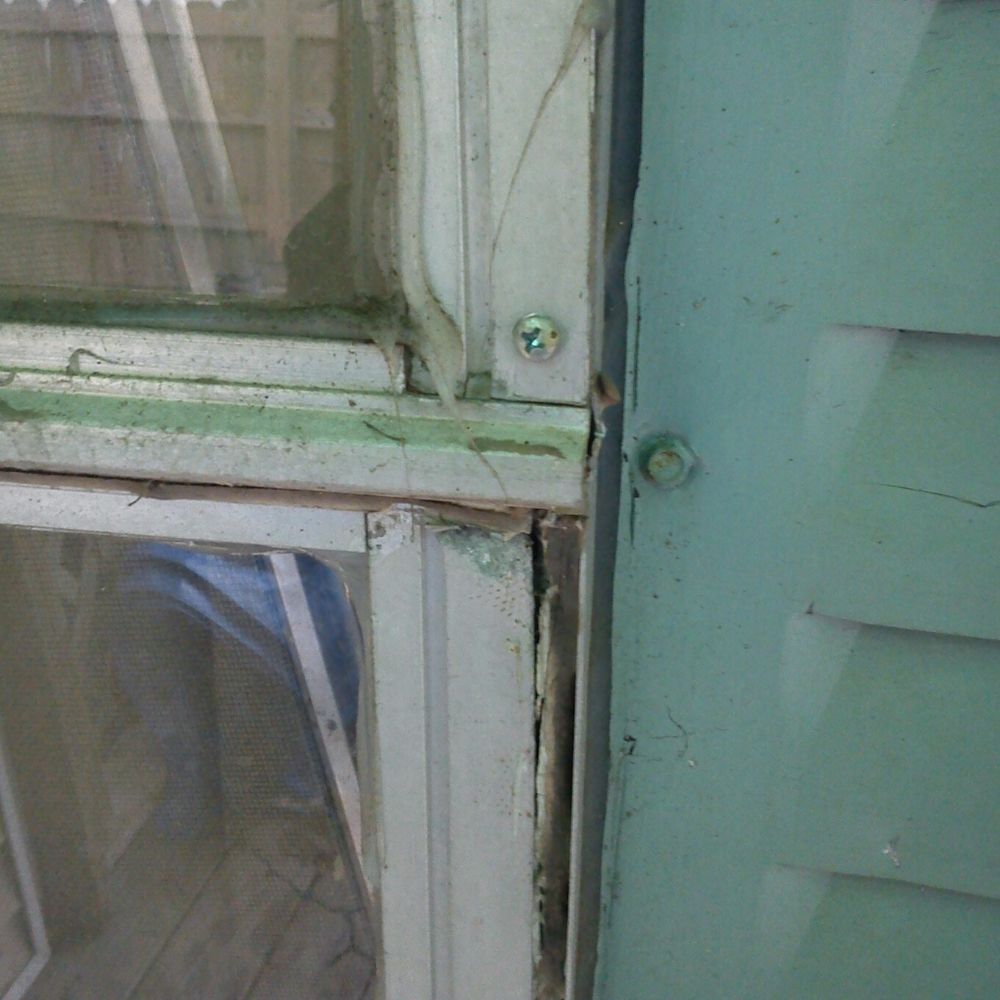 windows screwed shut at a tenants apartment