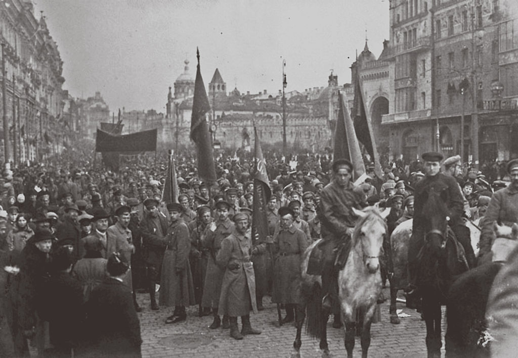 Revolutionaries in the street 