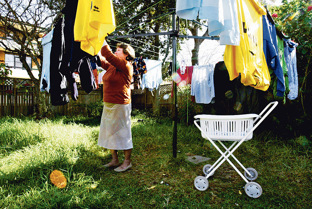Lie-Drying Laundry Is A Big No-No