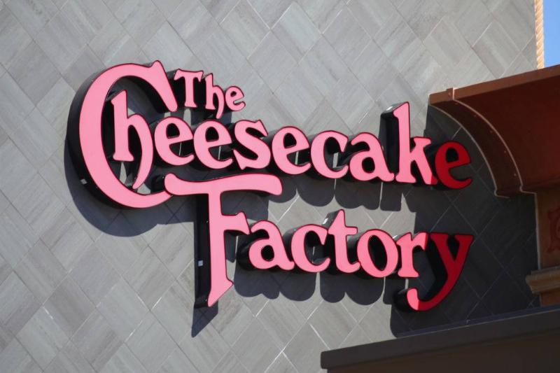 cheesecake-factory-1214966902
