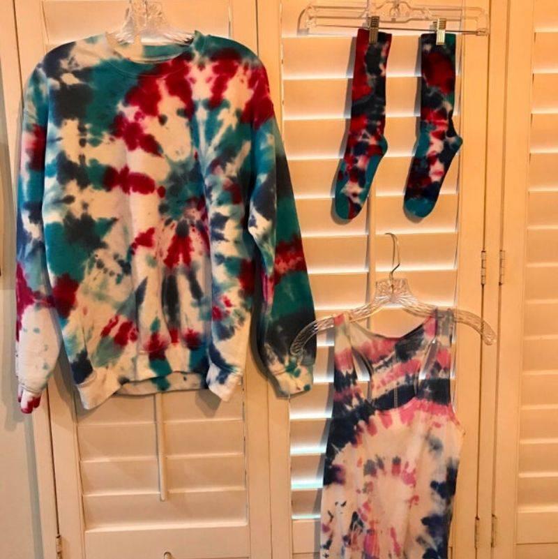 tie dye clothes 