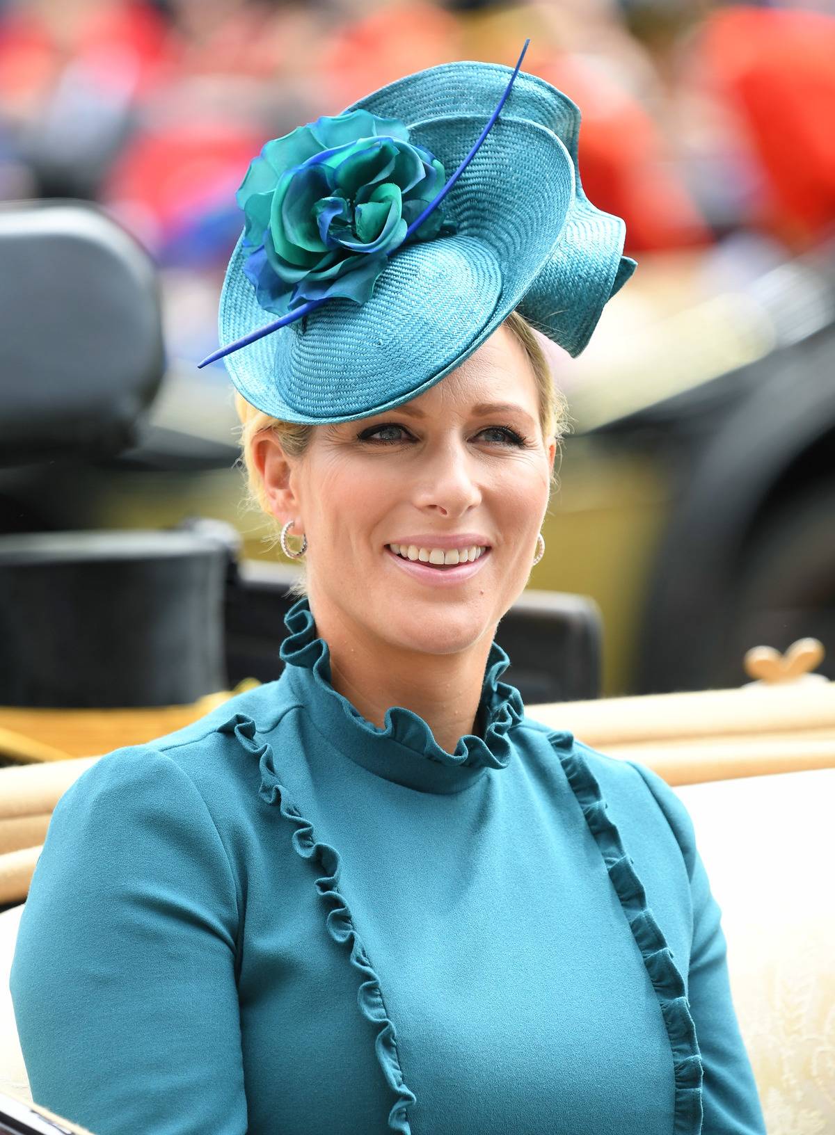 Zara Phillips shows off her makeup.