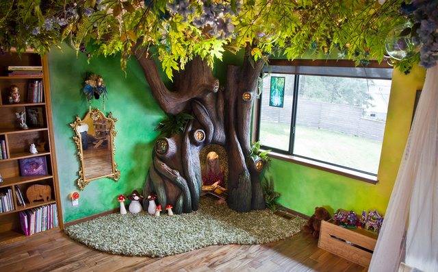 someone made their kid's room a fairy tale
