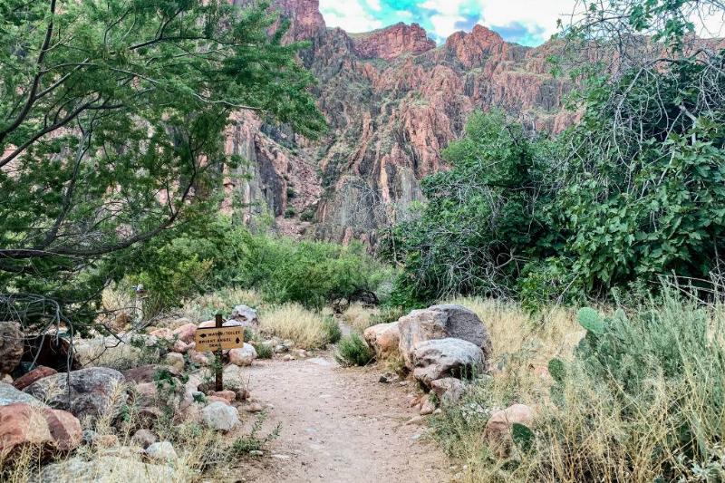Picture of the Bright Angel Trail 
