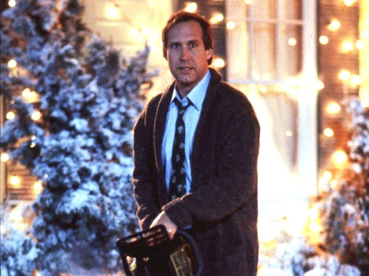 Chevy Chase appears in Christmas Vacation.