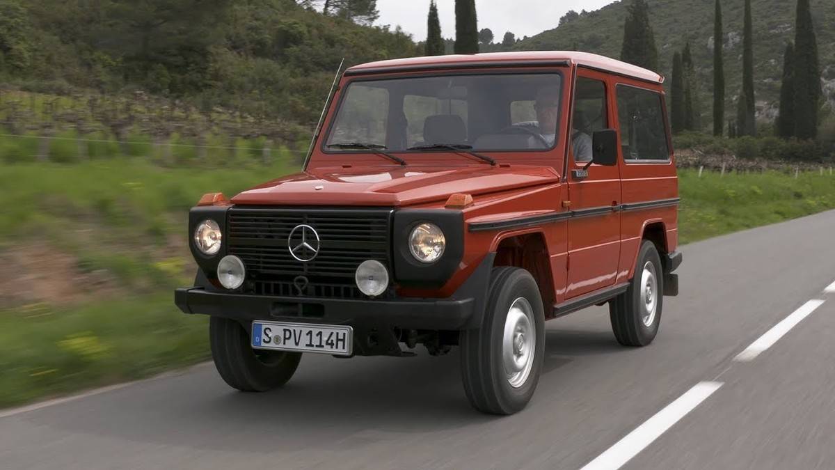 Mercedes G-Wagon-70