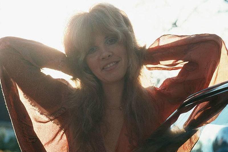 Stevie-red-car-44190