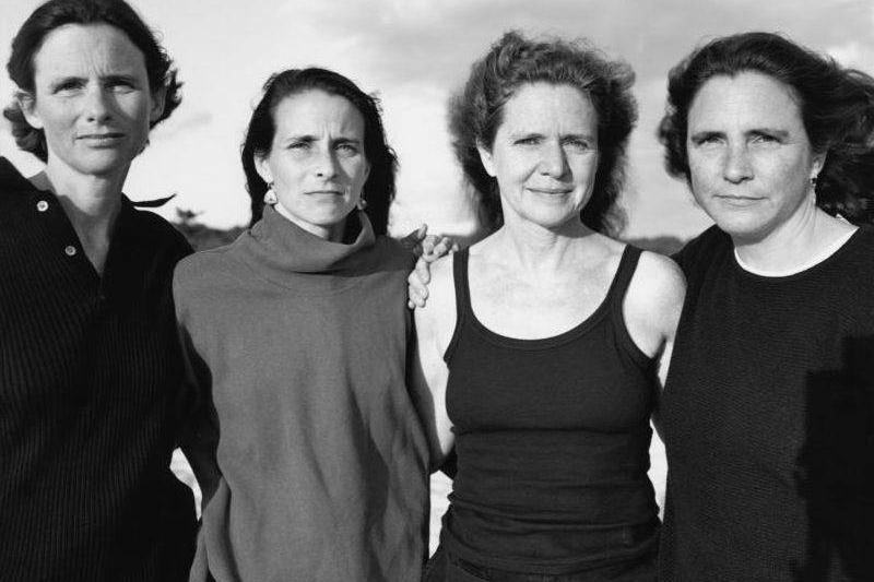 four sisters in black 1997