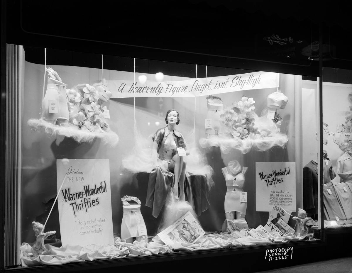 Hill's Warner Corset Window Display