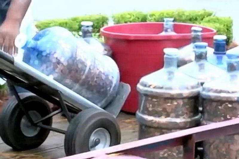 6ca575b6e9e42b1ab1b52edd5d4dc71f-98977