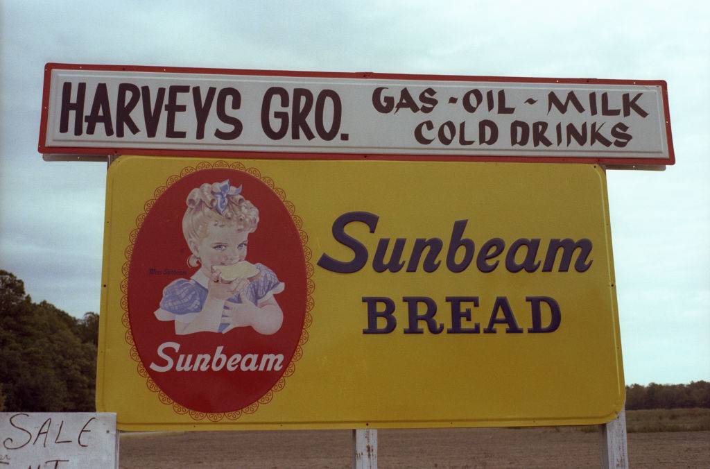 Sunbeam bread sign in Ridgeland, South Carolina