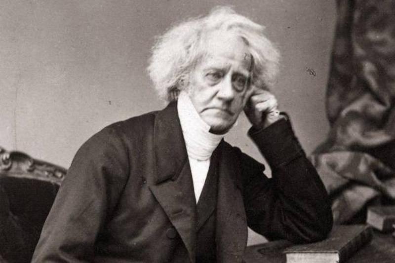 09 Renov Figuras Históricas 39