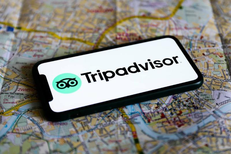 Travel Websites Photo Illustrations