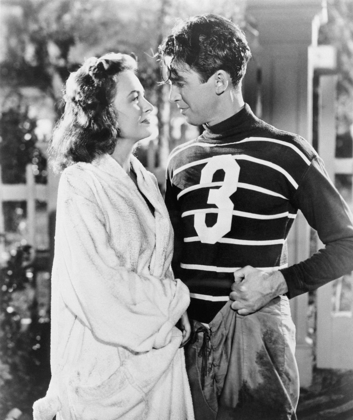 Donna Reed and James Stewart in It's a Wonderful Life