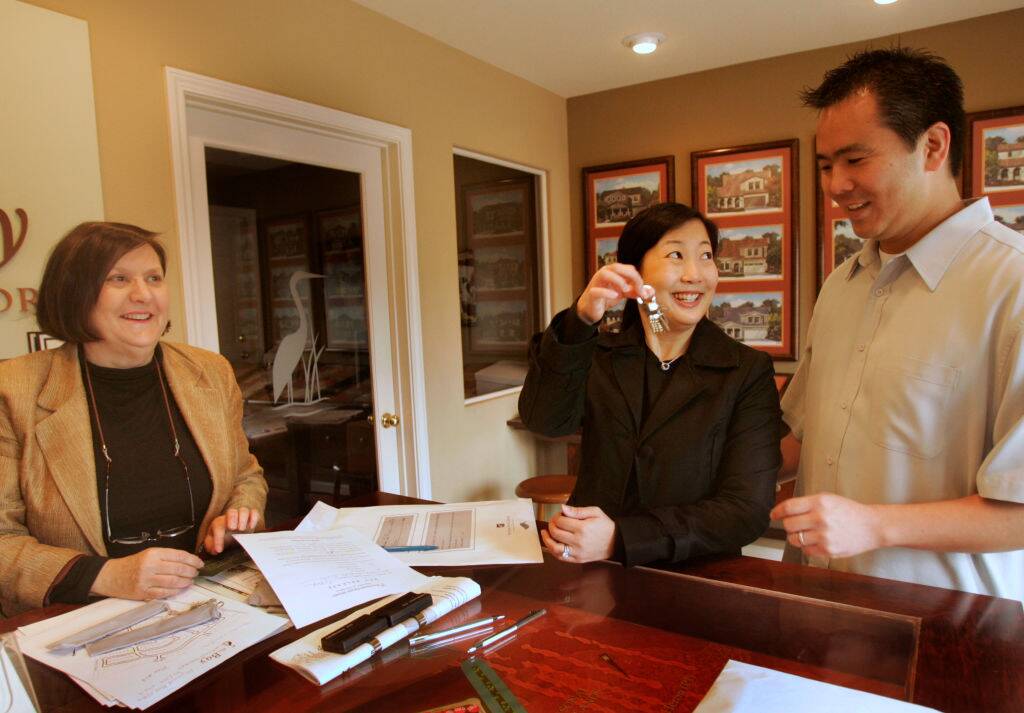 New owners getting house keys New owners getting house keys