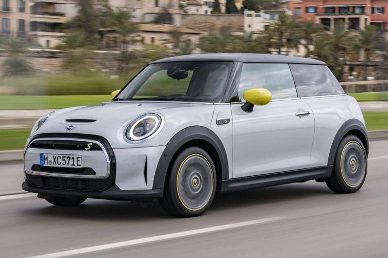 2024-mini-cooper-electric-101-63ff8395c399b