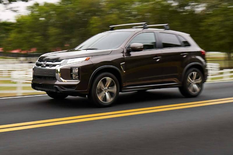 2024-mitsubishi-outlander-sport-side-angle-driving-carbuzz-1074748-1600