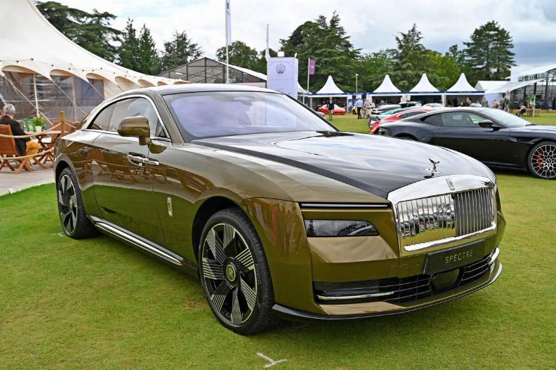 Salon Privé 2023 Returns To Blenheim Palace With A Line-up Of The World's Finest Car Brands