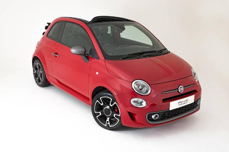 2017 Fiat 500C.