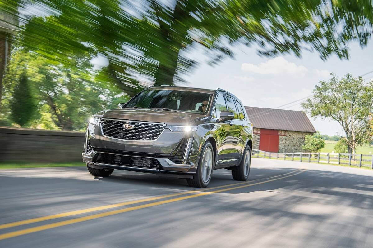 2025 Cadillac XT6-1
