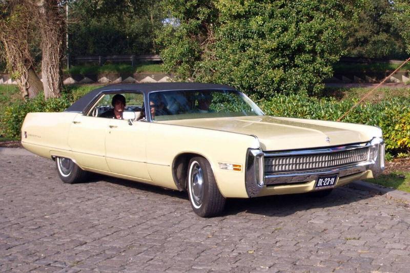 1972_Chrysler_Imperial_Le_Baron_photo-4