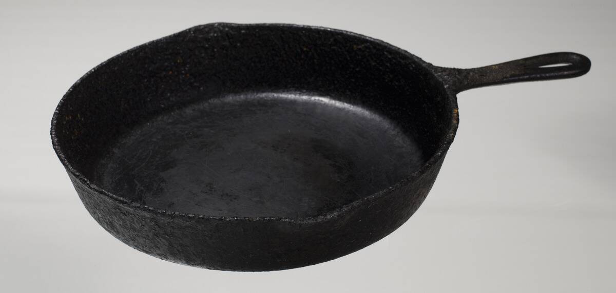 Cast Iron Skillet Owned And Used By Beatrice Mack