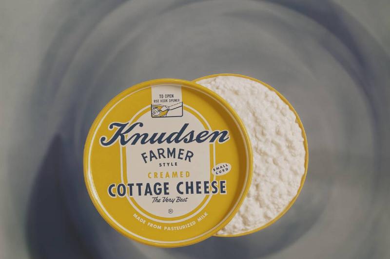 Cottage cheese in tin can