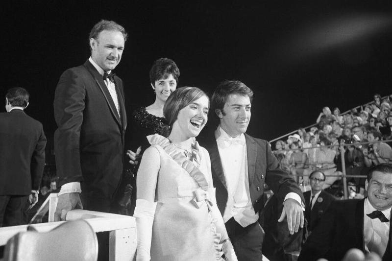 Dustin Hoffman and Gene Hackman at Academy Awards