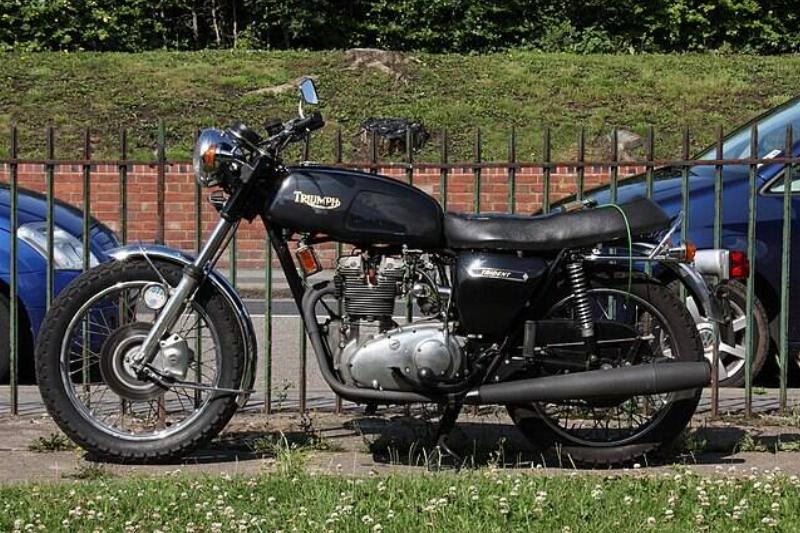 1972_Triumph_Trident_750_(3701747486)