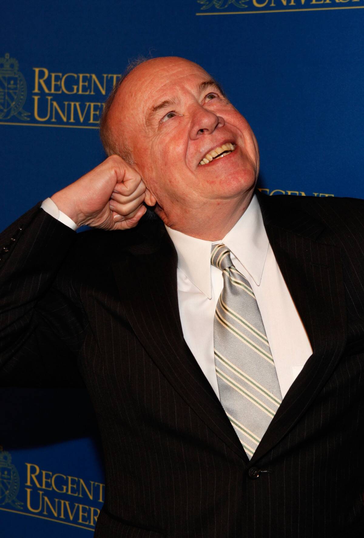 2nd Annual Candlelight Forum - Arrivals