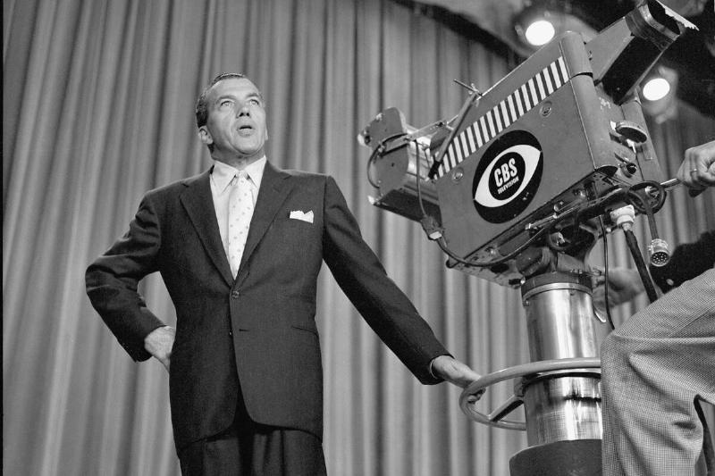 Sullivan Hosts 'Talk Of The Town'