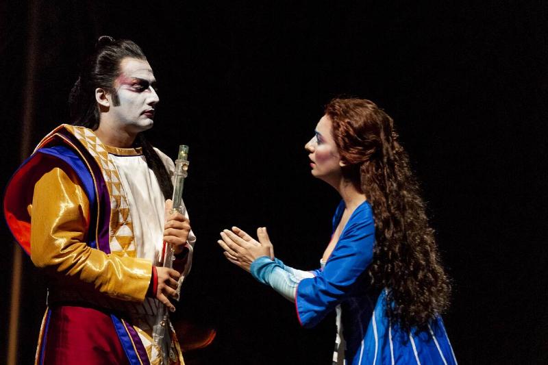 Kaufmann & Bayrakdarian In 'The Magic Flute'