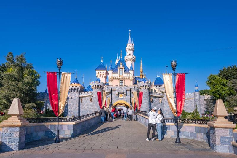 Anaheim Exteriors And Landmarks - 2025