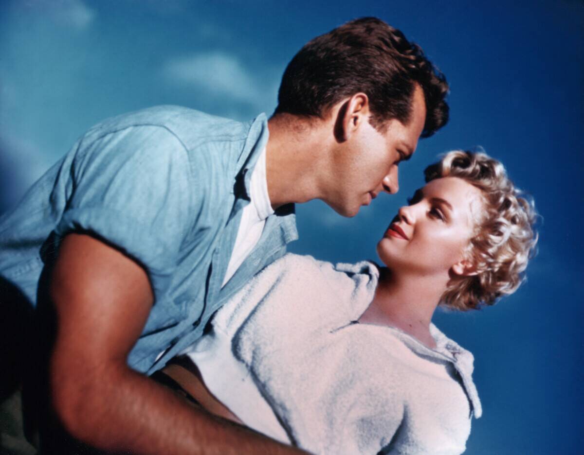 Keith Andes and Marilyn Monroe as Joe Doyle and Peggy in 'Clash By Night'