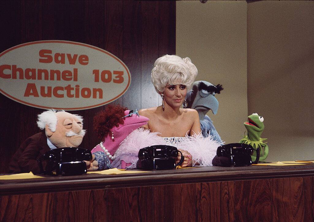 Cher and various Muppets on the set of 'The Sonny and Cher Show'