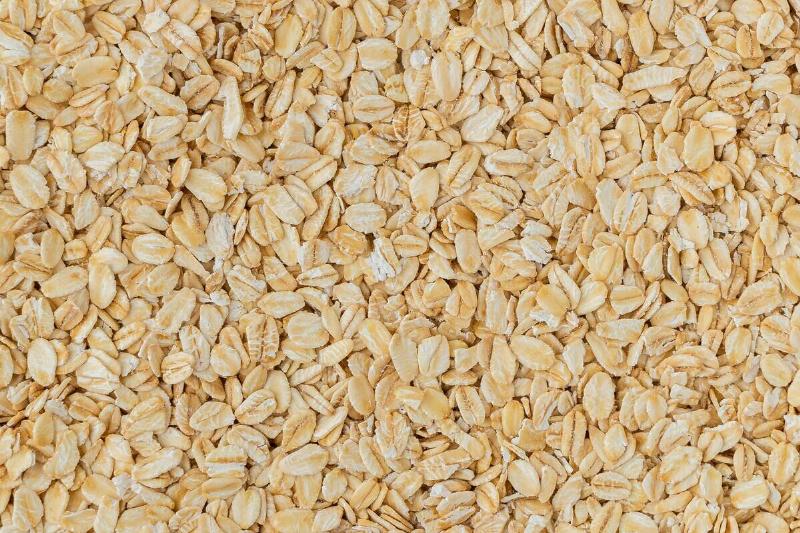 Pile of uncooked oats