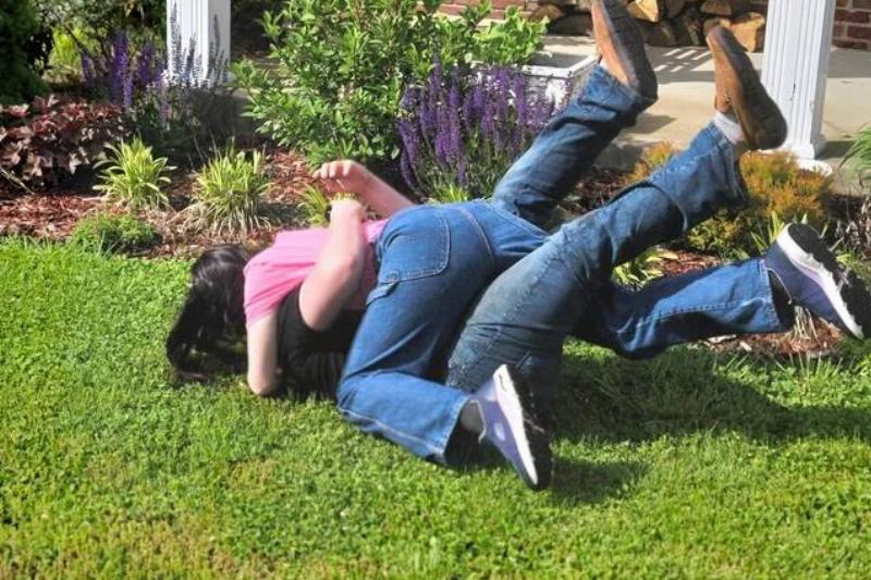 meer-seconds-after-she-said-yes-v0-llcl91g8h6y61