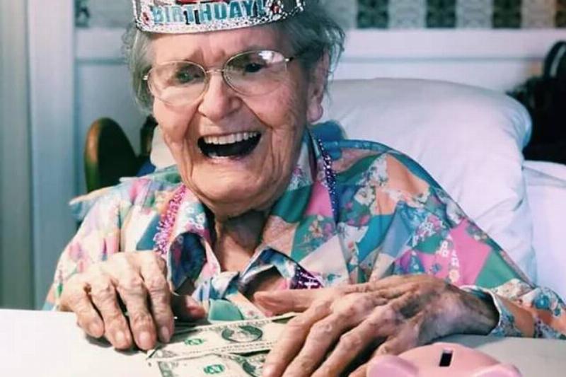 my-great-grandma-on-her-98th-birthday-my-family-brings-her-v0-88wm7slu21f21
