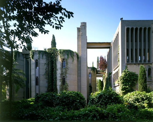 ricardo bofill converted cement factory (10)